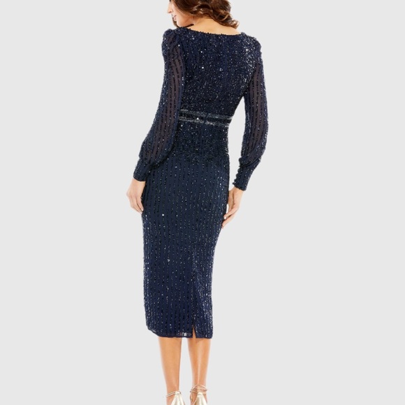 (238) ❤️ BNWT MAC DUGGAL
Sequined V Neck Bishop Sleeve Dress DRESS # 93593 - Picture 3 of 10